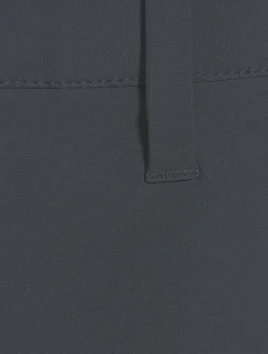 Aim Shorts