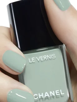 Nail Colour