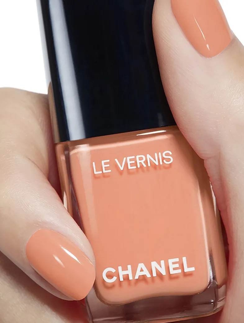Nail Colour